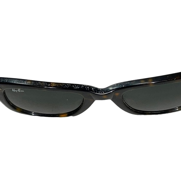 Ray-Ban Man Sunglasses - Picture 3 of 8